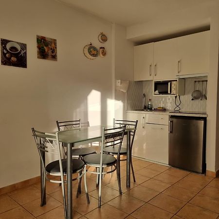 ארונה Apartamento Las Veronicas מראה חיצוני תמונה
