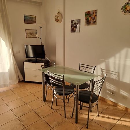 ארונה Apartamento Las Veronicas מראה חיצוני תמונה