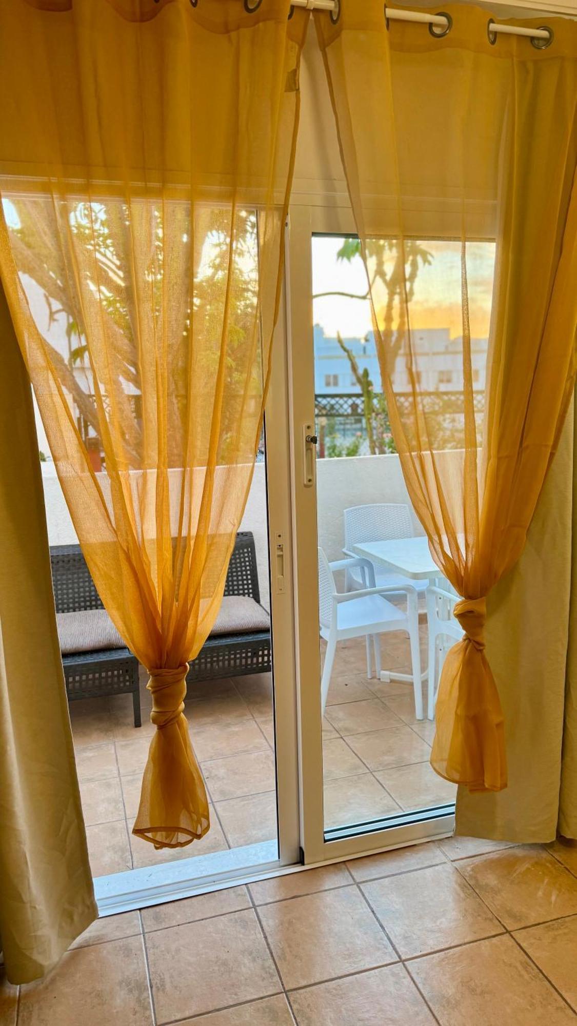 ארונה Apartamento Las Veronicas מראה חיצוני תמונה